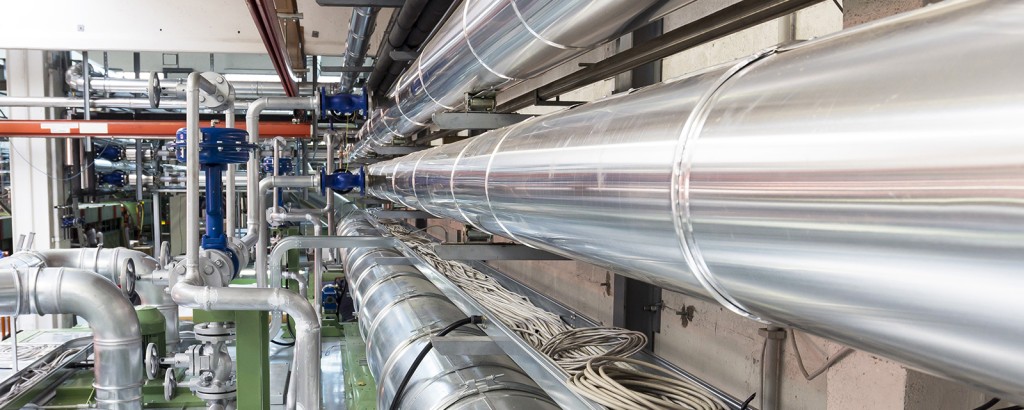 Planung und Auslegung von Rohrleitungen mit Regelventilen und Pumpen