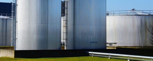 Rückhaltesysteme in Anlagen zum Umgang mit wassergefährdenden Stoffen