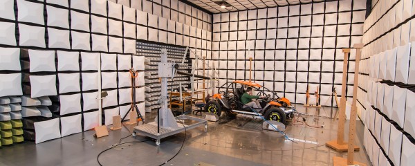 Automobil-EMV – Schwerpunkt Elektrofahrzeuge