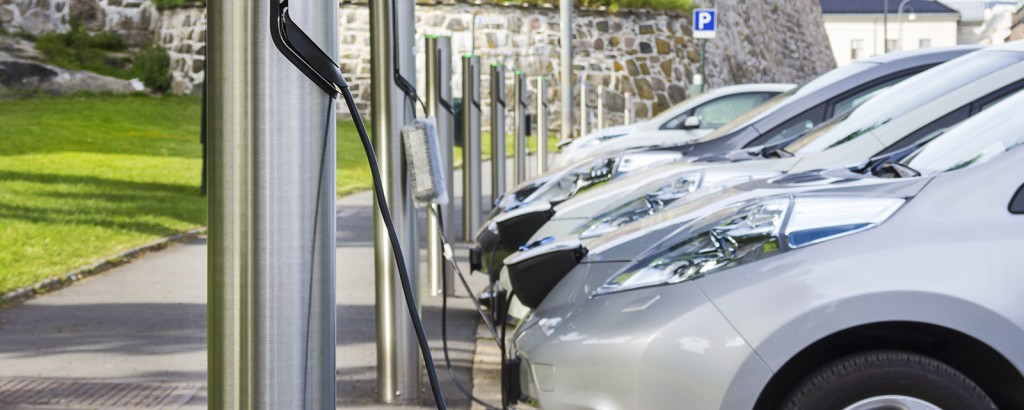 Ladeinfrastruktur für E-Fahrzeuge planen, errichten und betreiben