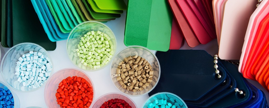 Kunststoffe - Reaktionen, Eigenschaften und Anwendungen