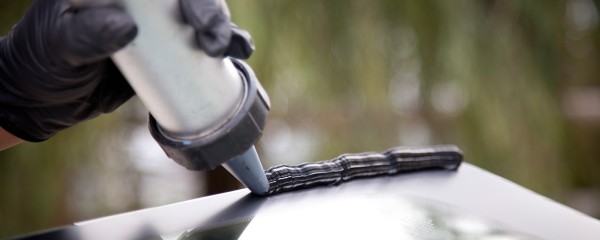 Industrielle Klebtechnik - Grundlagen und Verfahren