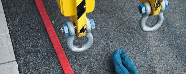 Ausbilder und Einsatzleiter von Anschlägern im Hebezeugbetrieb mit Praxistag