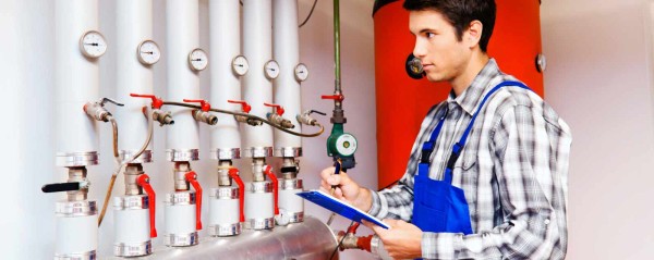 Zur Prüfung befähigte Person von Fernwärmestationen